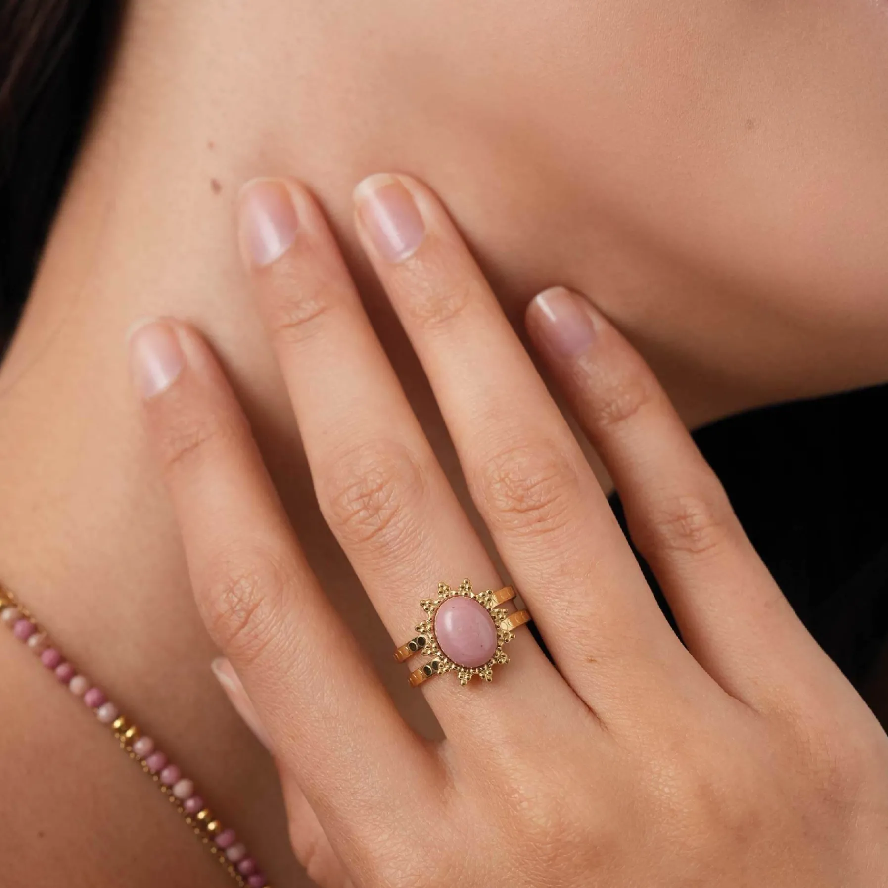Femme Luzaka Bagues<Bague Lyka acier doré or pierre Rhodonite