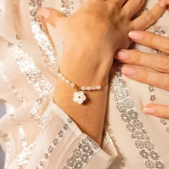 Femme Luzaka Bracelets<Bracelet Fleur nacre acier doré or