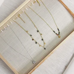 Luzaka Accessoires<Présentoir lin et bois  pour colliers ou bracelets